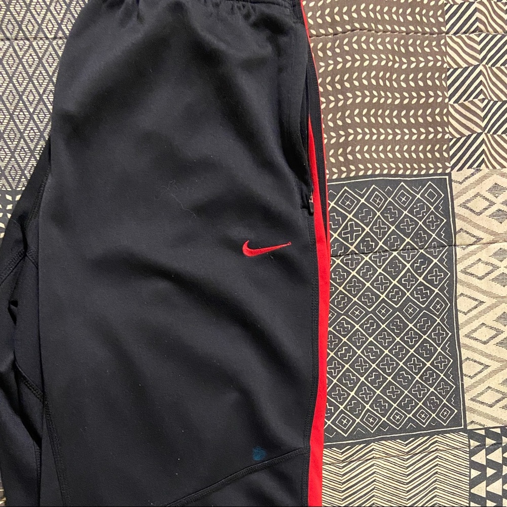 Nike Men’s Black Dri Fit with Red Stripe 2XL